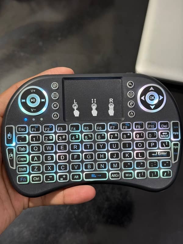 Mini Keyboard and touchscreen Mouse Pad Bluetooth 0