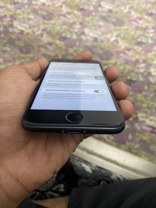 Iphone 8 64gb Pta approved 1