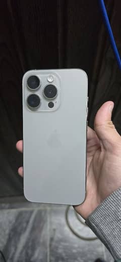 Iphone 15 pro 256 gb Natural titanium non pta with box for sale