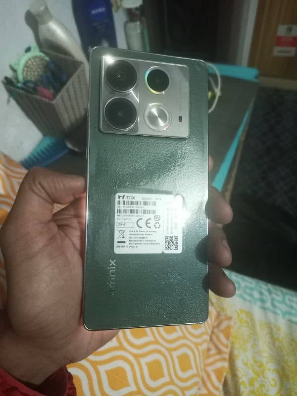 Infinix Note 40 2