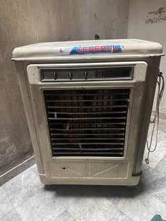 Air cooler- works completly fine- has two temprature mood- water pump