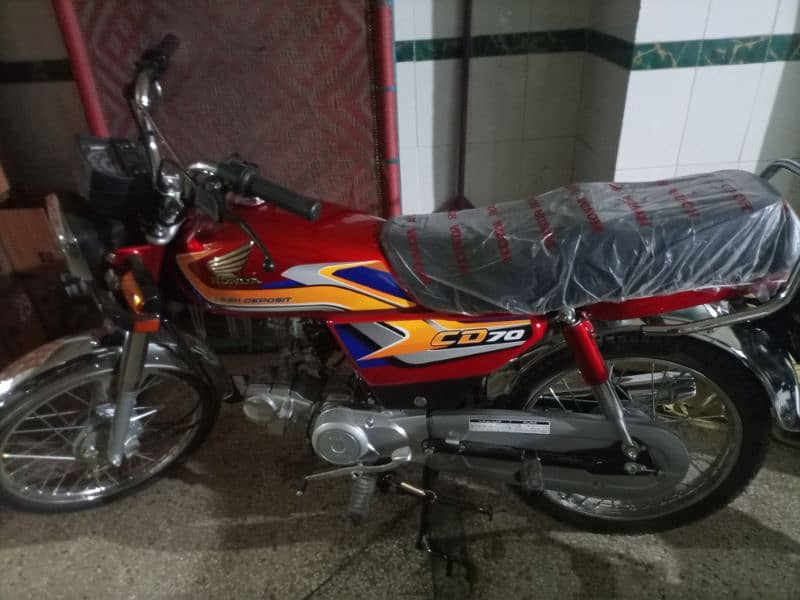 red colour bike urgent sell 3