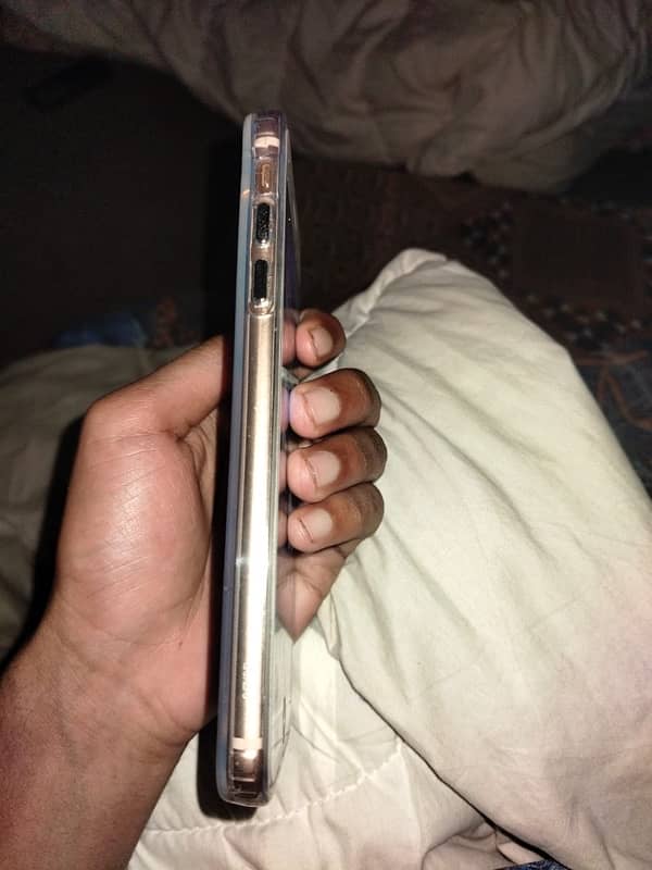 iPhone 8 Plus for sell 3