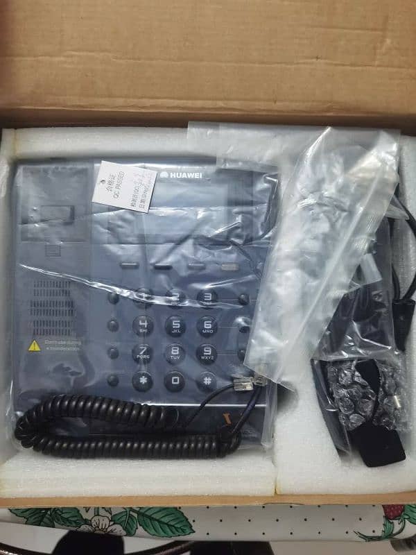 Huawei telephone set unused 2