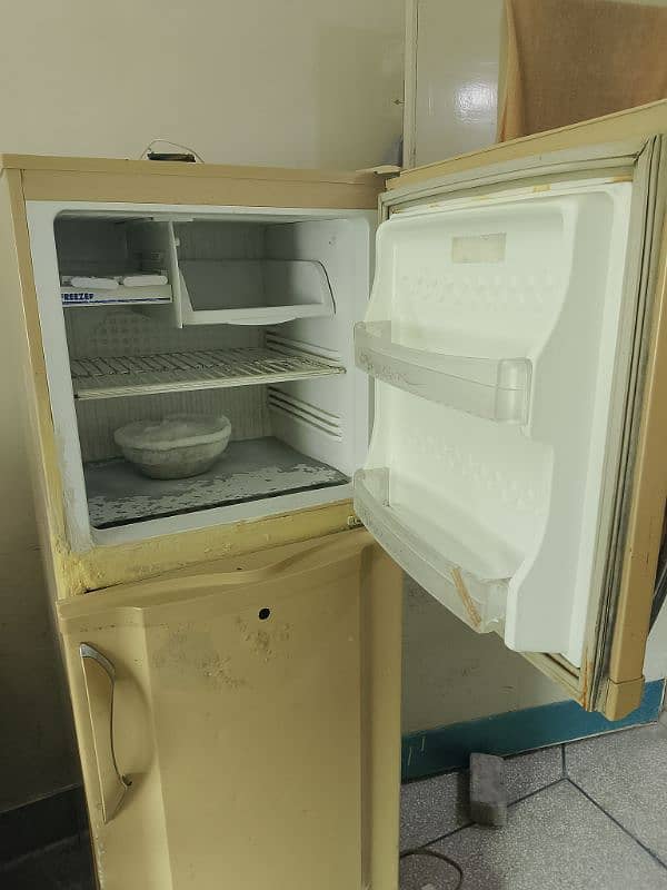 refrigerator for sale 3