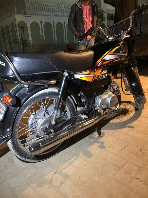 Honda 70 2022 karachi number 3