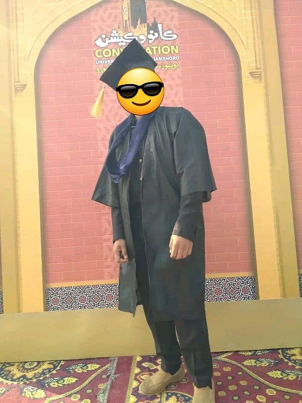 Convocation Gown 0