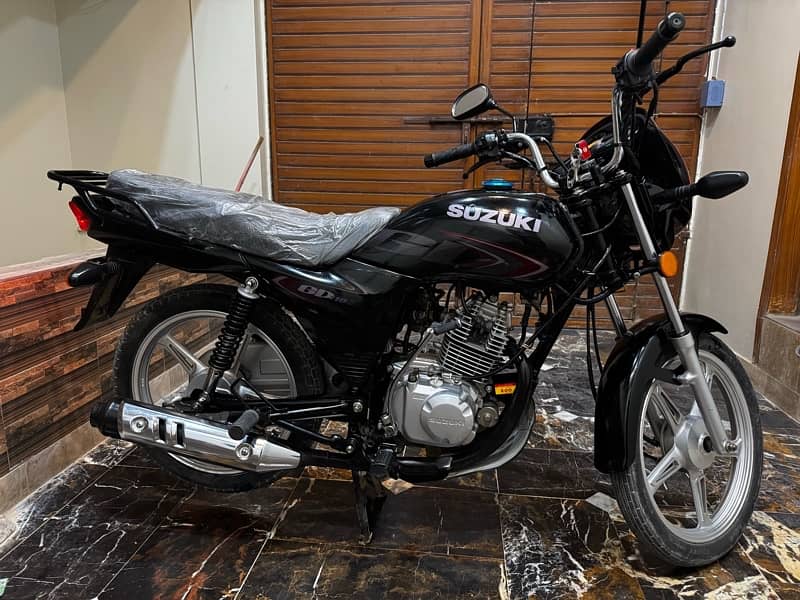 Suzuki GD 110S 2023 Black Colour with Tracker and PPF 2