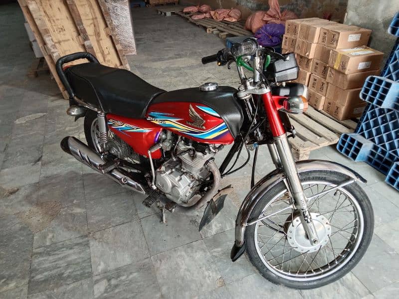 Honda CG 125 2018 Model 2