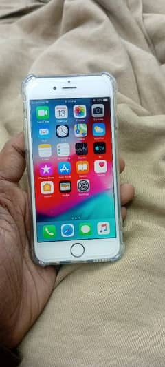 iPhone 6 ////// 64 GB storage