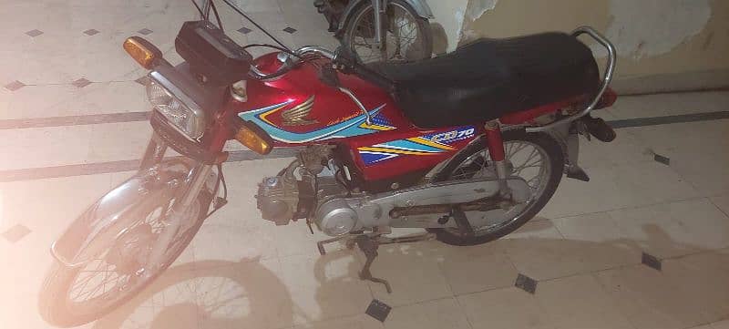 Honda cd 70 4