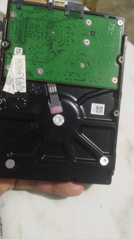 hard disk 4 TB 100 health 1