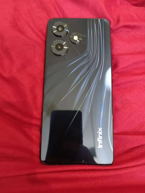 Infinix Hot 30 1