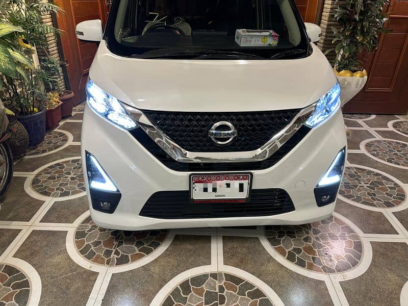 Nissan Dayz Highway Star 2021 4