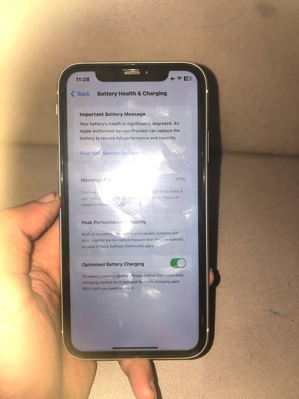 iphone 11 64gb factory unlock  waterpack battery health 77 face id ok 6