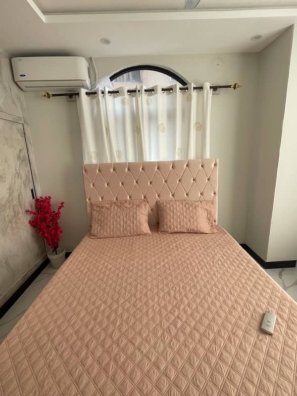 Queen size bed , Peach colored Classy Bed / Wooden bed 5