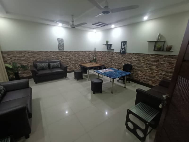 01 KANAL LIKE NEW FURNISHED LOWER PORTION AVAILEBAL FOR RENT IN BAHRIA TOWN LAHORE 19