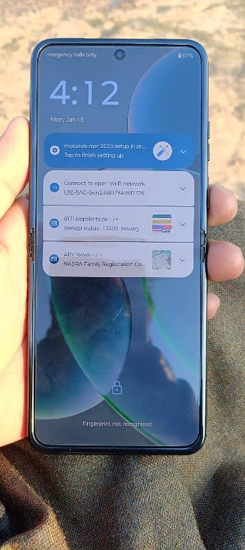 Moto Razr 40 flip non pta 6