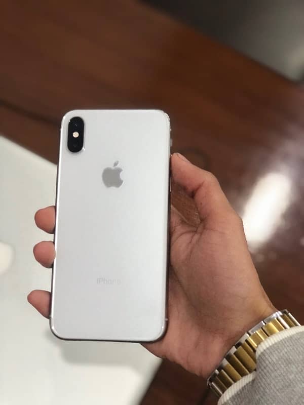 iPhone X jv 1