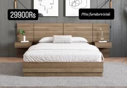 King bed / Queen bed with sidetables