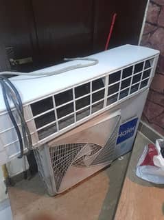 Haier 1.5 ton Inverter AC