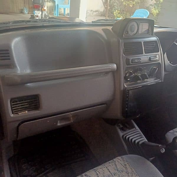 Mitsubishi Pajero 1996/2006 7