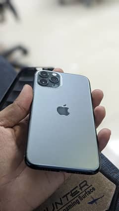 iphone 11 pro with box