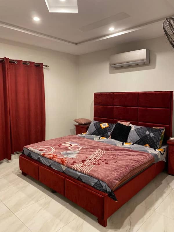 1 BED FULLY FURNISH APARTMENT AVAILEBAL FOR RENT IN BAHRIA TOWN LAHORE 3