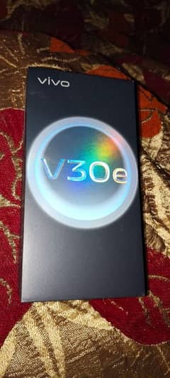 Vivo V30e