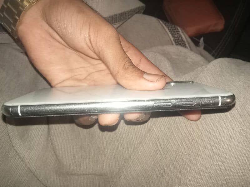 iPhone X 64GB Non PTA 2