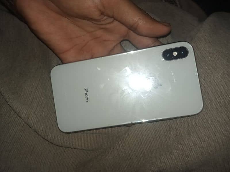 iPhone X 64GB Non PTA 4