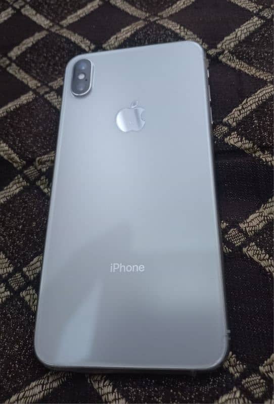 iPhone Xs max 256GB storage 0