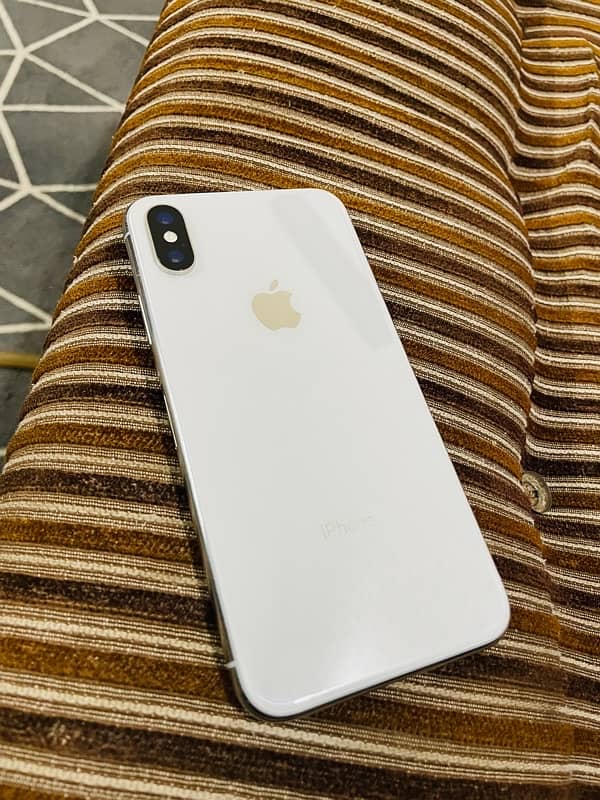 Iphone X 256 GB (PTA Approved) White 3