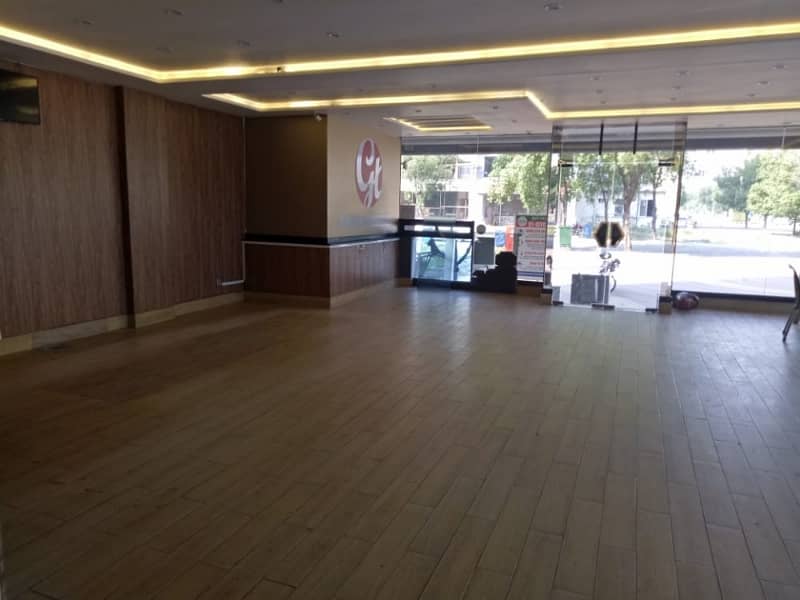 8 Marla Corner Plaza For Sale Rental Income 10 Lac 5