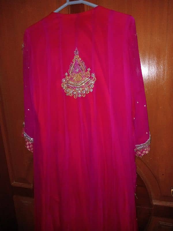 full embroidery shirt heavy work,,,,sleeves thori si damage Hy suit ok 1