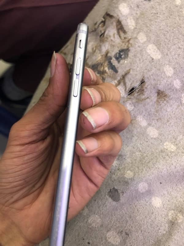 iphone 6  128gb non pta 5