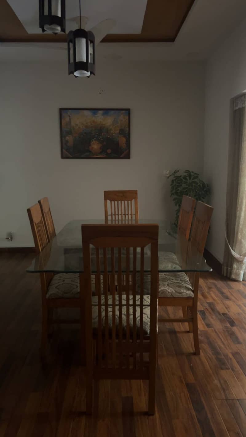 6 Seater Dining Table - New 2