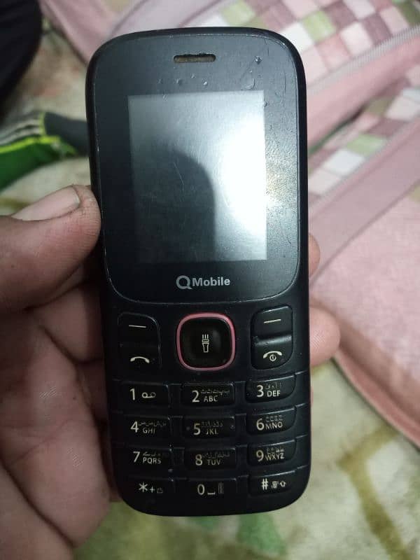 QMobile 8