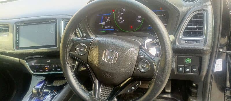 Honda Vezel 2015 6