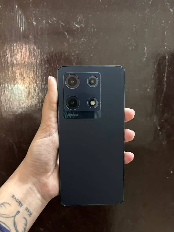 Infinix note 30 pro for sale 3