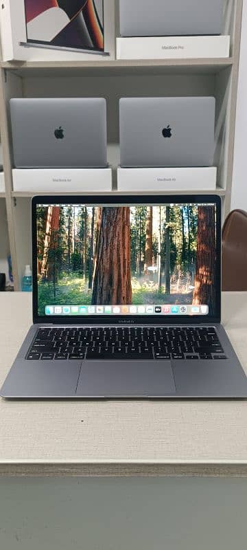 Apple MacBook Air M1 2020 13" 8/256gb 1