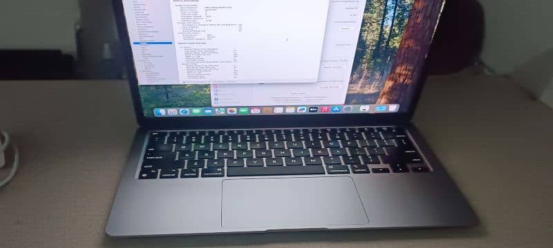 Apple MacBook Air M1 2020 13" 8/256gb 7