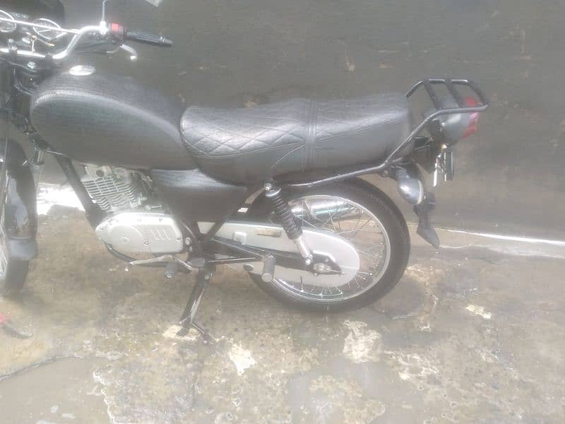 Suzuki 150 urgent sale 4