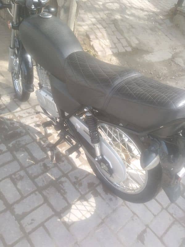 Suzuki 150 urgent sale 6