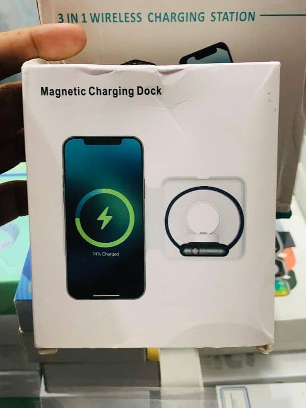 5 in 1 Magnetic Fast Wireless Charger 15W mix stock quantity available 5