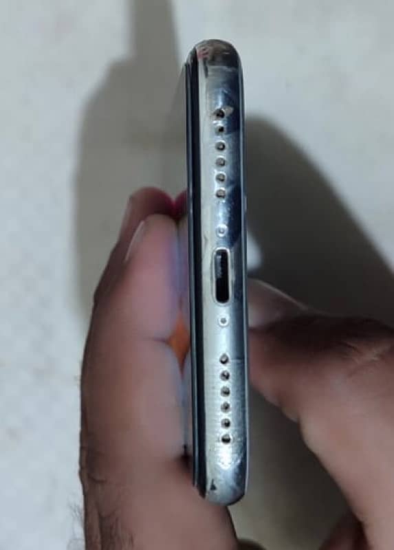 iphone X nonPTA 64Gb 3