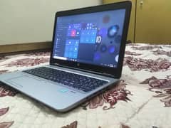 hp laptop only one month used 10/10 condition. . .