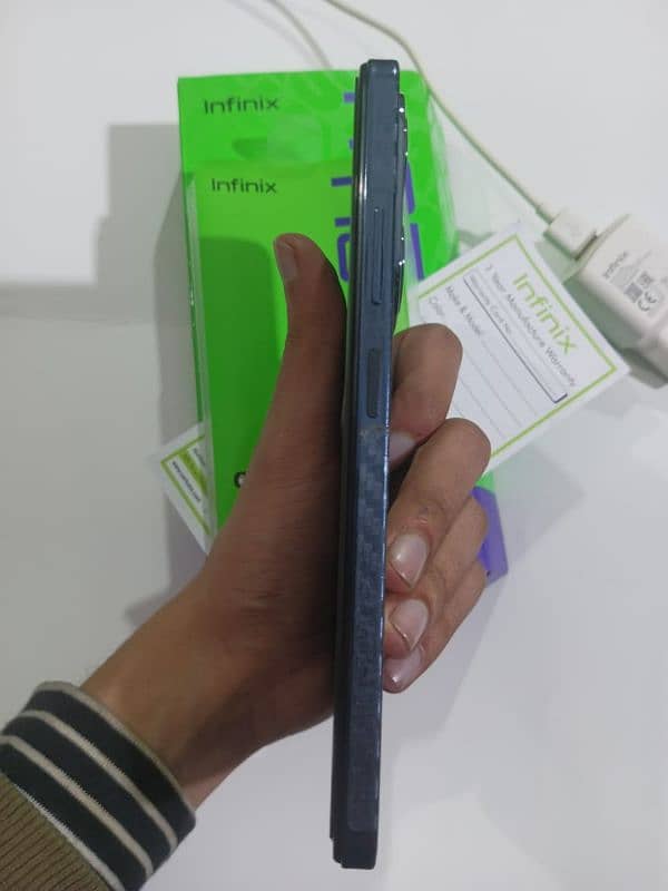 Infinix hot 40i 3