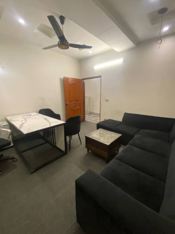 1000seq Office With For Rent Hot Location Bes 2