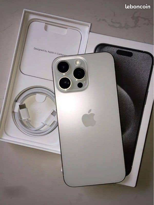 iPhone 15 Pro Max HK Model FU 256GB 1